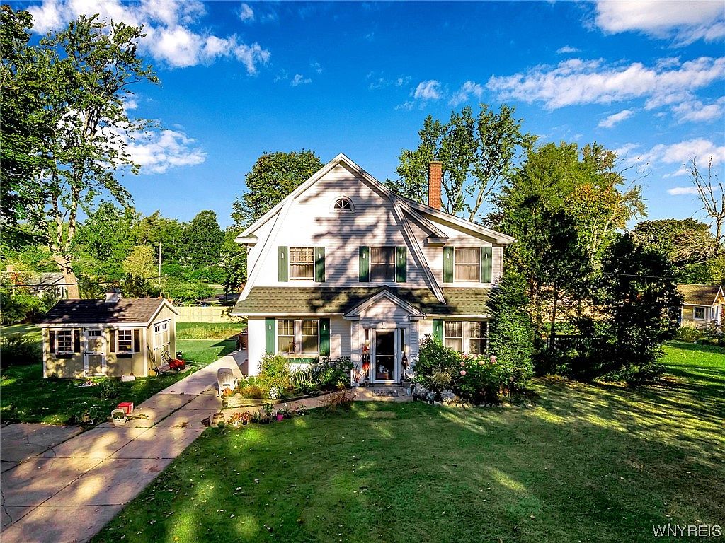 5798 Lakecrest Dr, Lake View, NY 14085 MLS B1503960 Zillow