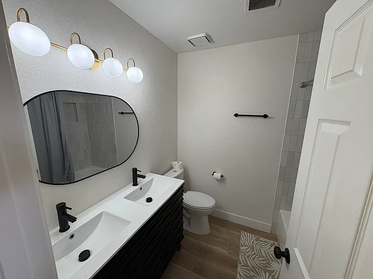 6413 Morley Ave — Photo 8