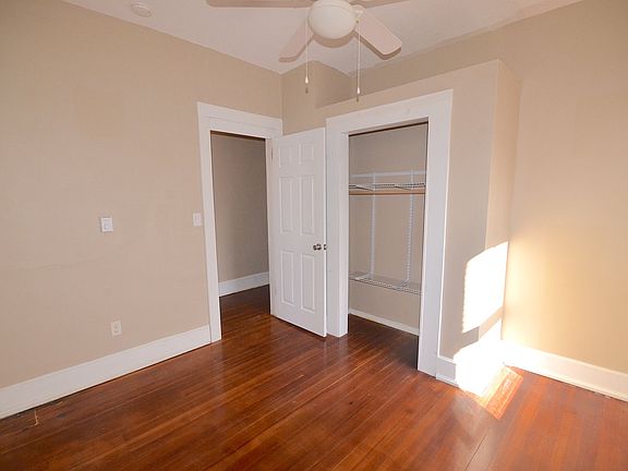 3rd image of 301 N Franklin St #8