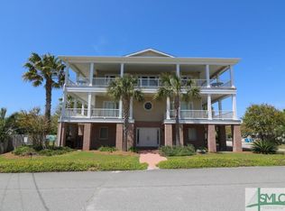 2 Dogwood Ave, Tybee Island, GA 31328