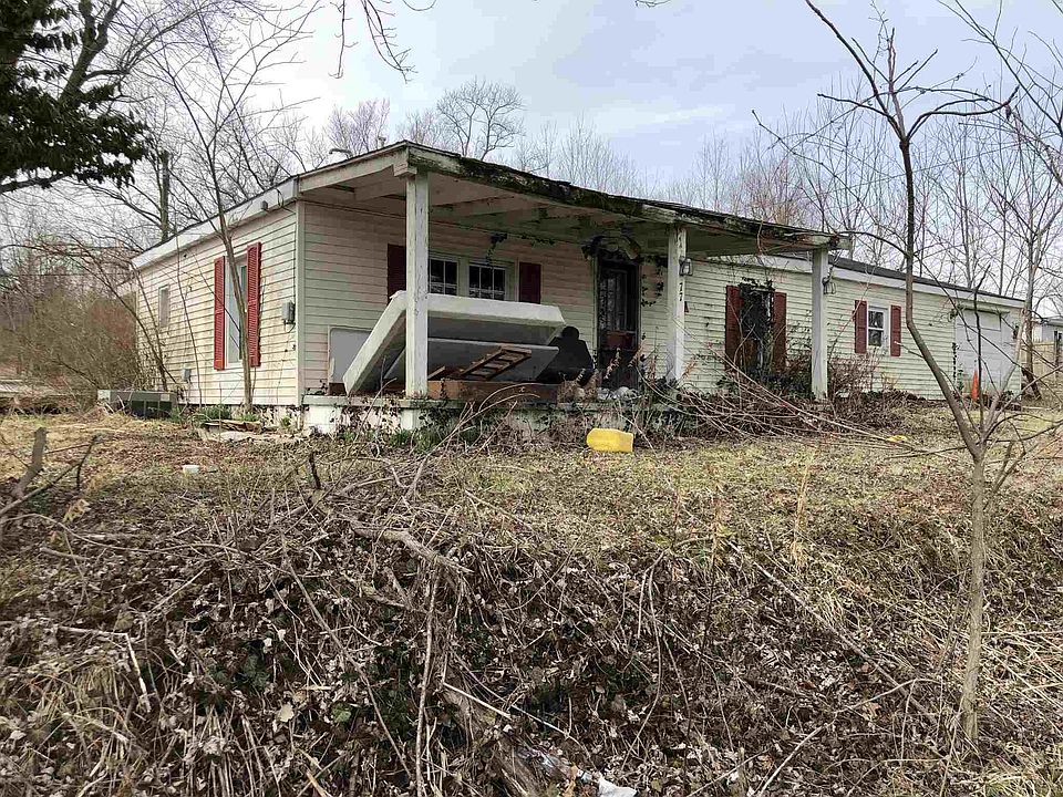2nd image of 77 Allen St