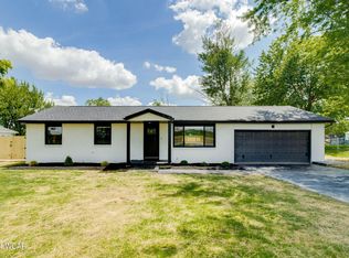 3884 E Bluelick Rd, Lima, OH 45801