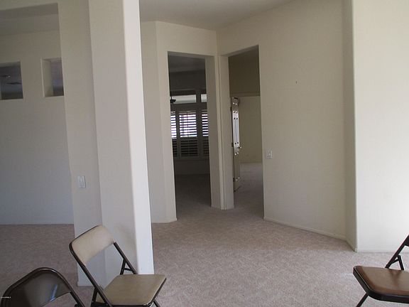 3rd image of 16024 W Heritage Dr