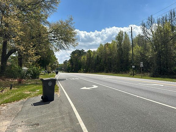 5th image of 5332 Lott Rd