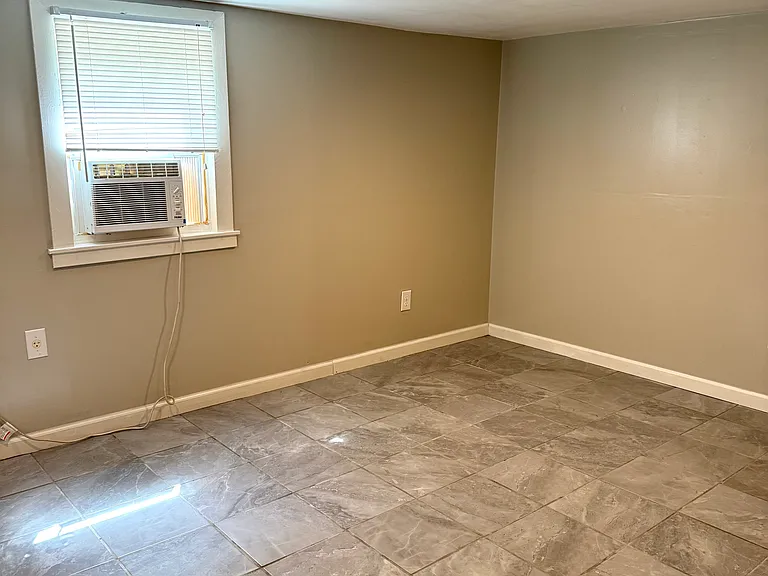 607 Broad St #GROUND FLOOR — Photo 6