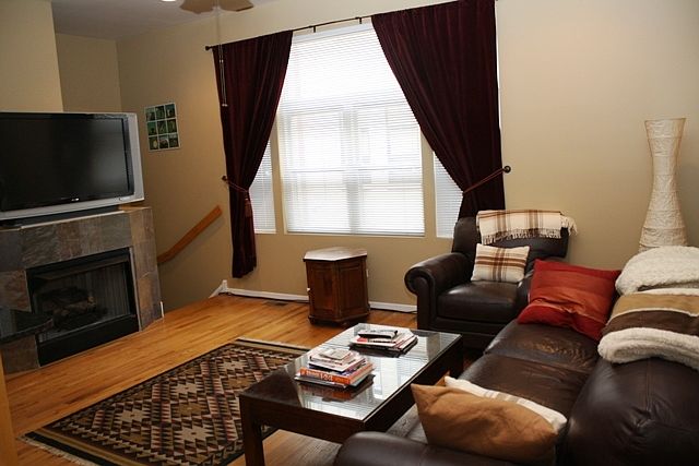 2nd image of 2318 W Bloomingdale Ave APT A