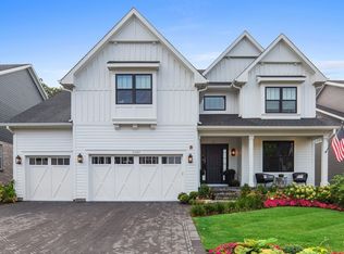 1109 Hickory Dr, Western Springs, IL 60558