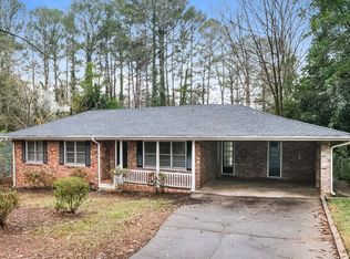 1201 Valerie Woods Dr, Stone Mountain, GA 30083