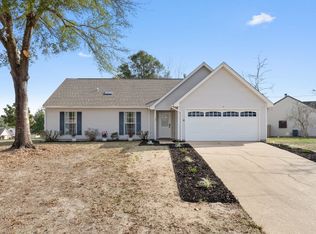 102 Hollow Cv, Crestview, FL 32539