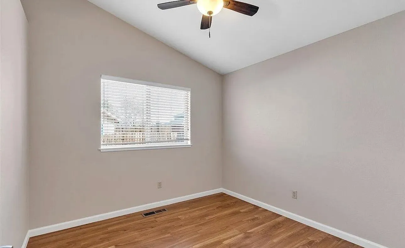 Boulder Cir, Dayton — Photo 3