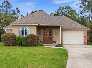 208 Treetop Ct, Covington, LA 70435