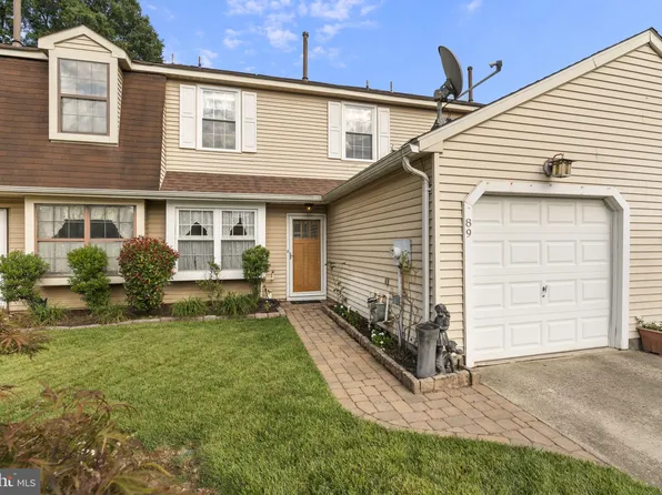 89 River Bank Dr, Roebling, NJ 08554