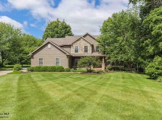 955 Wagner Dr SW, Lancaster, OH 43130