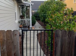 1653 Eardley Ave, Santa Rosa, CA 95401