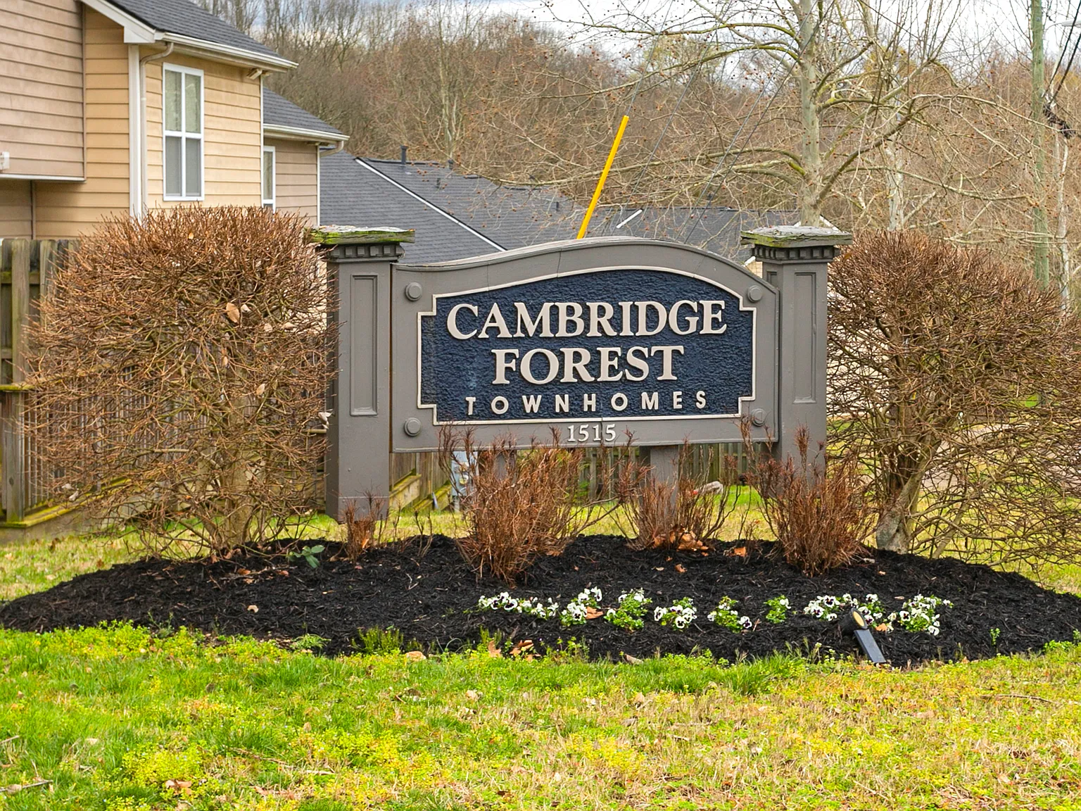 2 bed, 2.5 bath, 1346 sqft, $1,850 — Photo 2