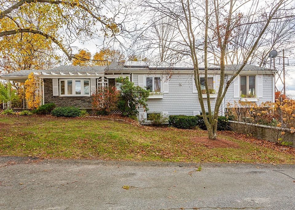 1st image of 167 Mercier Ave