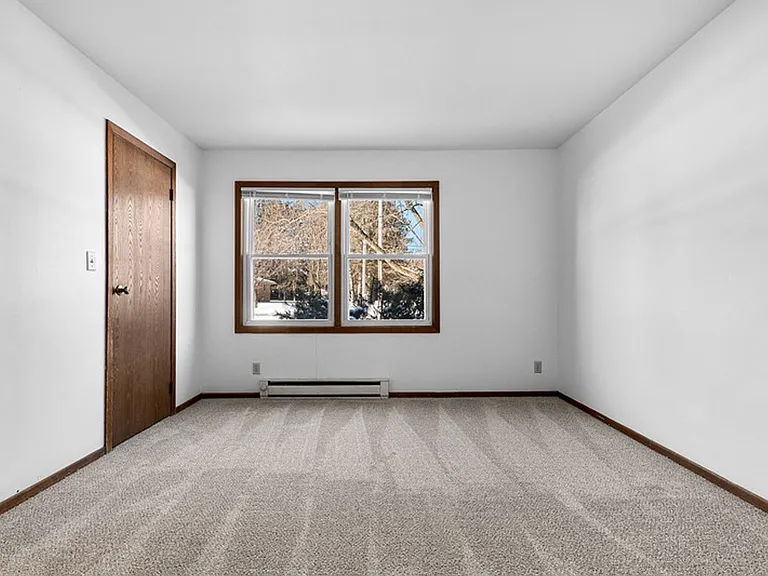 Woodfield Circle — Photo 20
