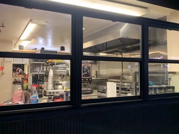 846 Stanley Avenue image 3 of 27