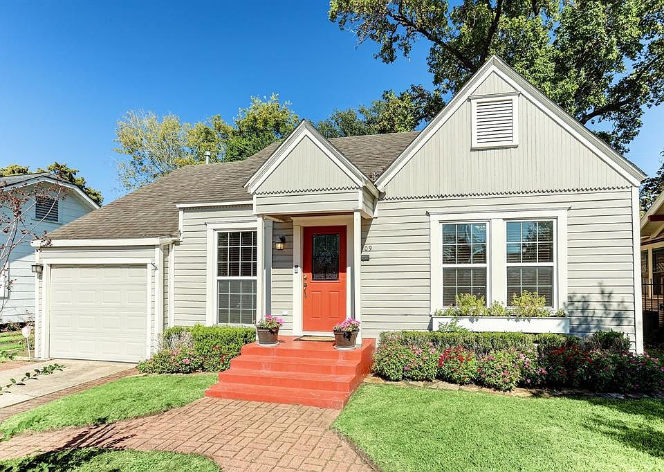 Historic, 1920s bungalow in the heart of Norhill! Just minutes from the Heights hike and bike trail and premier shopping, this home features gorgeous hardwood floors throughout an an open concept floorplan