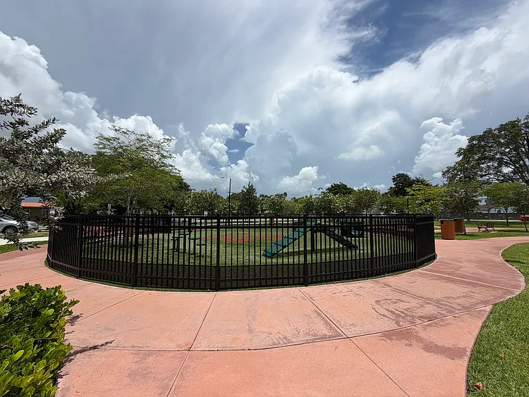 6357 SW 8th St #714 — Photo 46