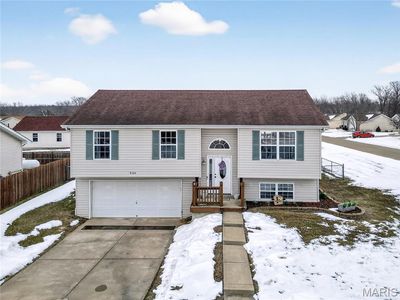 900 Sherwood Dr, Warrenton, MO, 63383