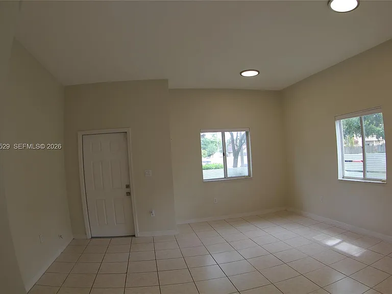 21511 SW 87th Ct #21511 — Photo 3