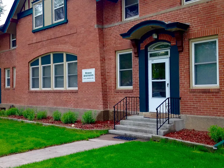 930 Monroe Ave #A13 — Photo 16