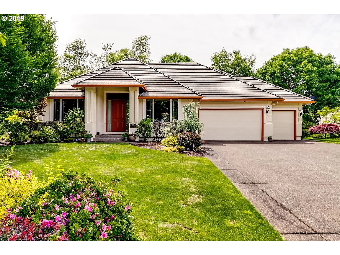3246 Riverplace Dr photo 1