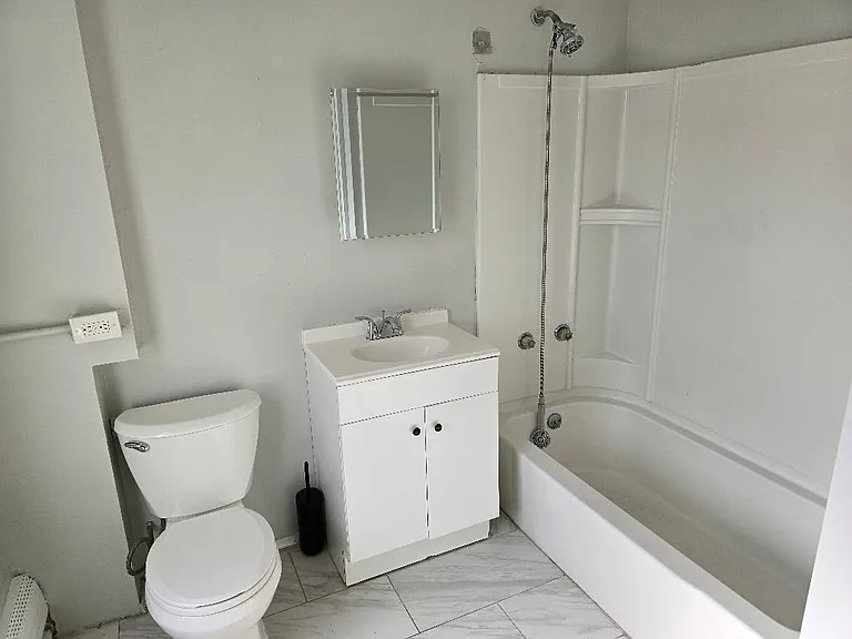 197 Chestnut Ave #2 — Photo 6