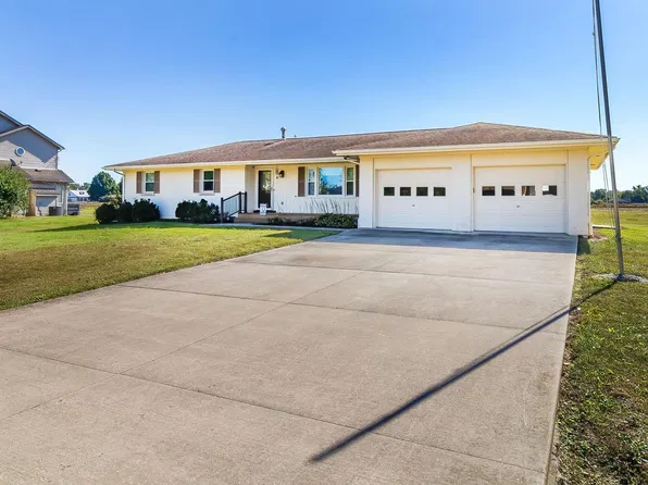 6109 Fitzgerald Rd, Evansville, IN 47715