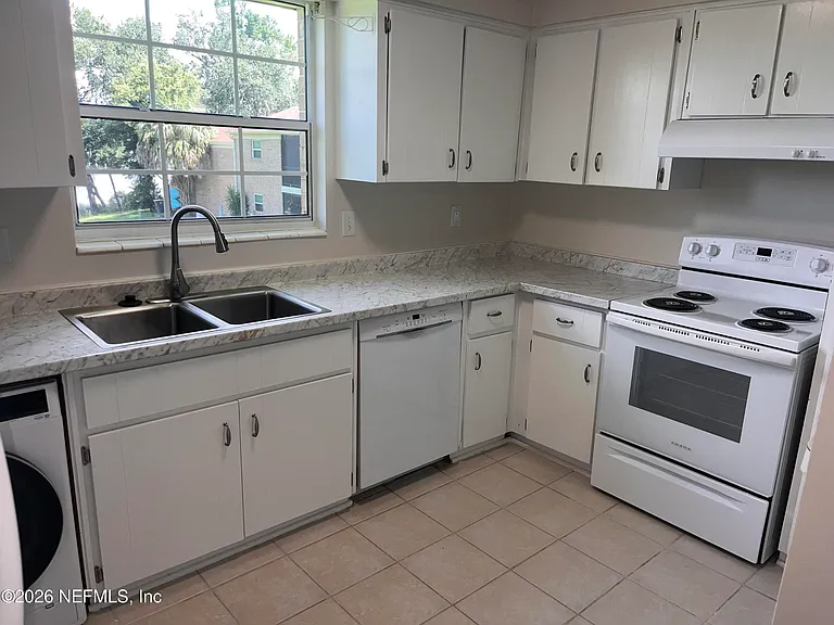 5201 Atlantic Blvd #228 — Photo 4