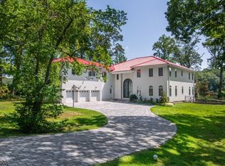 34 W Shore Rd, Mountain Lakes Boro, NJ 07046