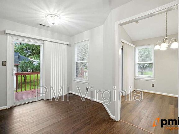 4th image of 235 Abingdon Cir