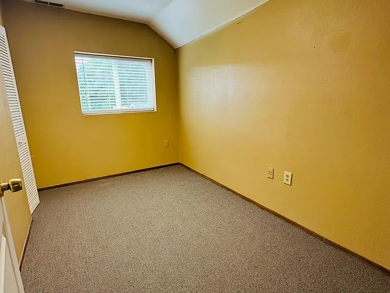1st bedroom