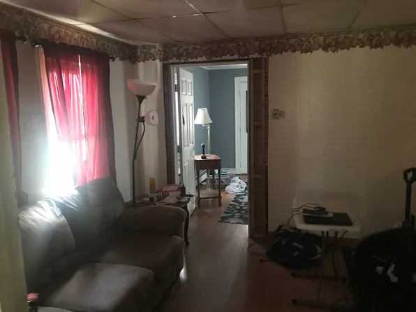 328 Dolph St, Olyphant, PA 18447