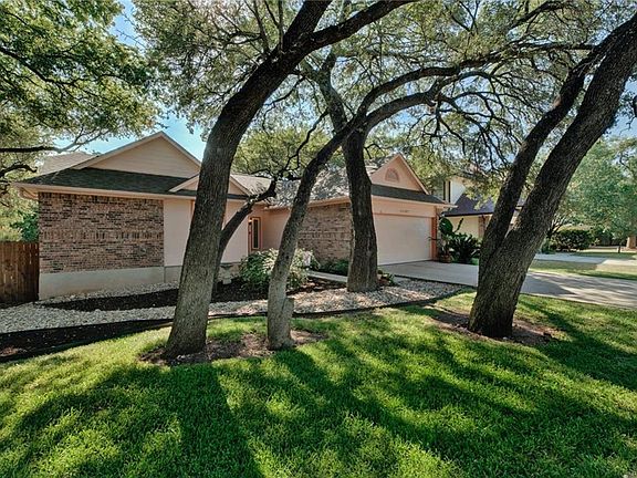 5th image of 13107 Briar Hollow Dr