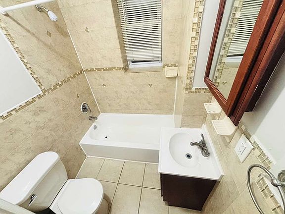 4th image of 169 Manhattan Ave #9c798c2ac