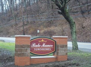 92 Stotler Rd, Pittsburgh, PA 15235