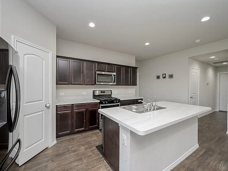 20819 Medford Landing Ln — Photo 10