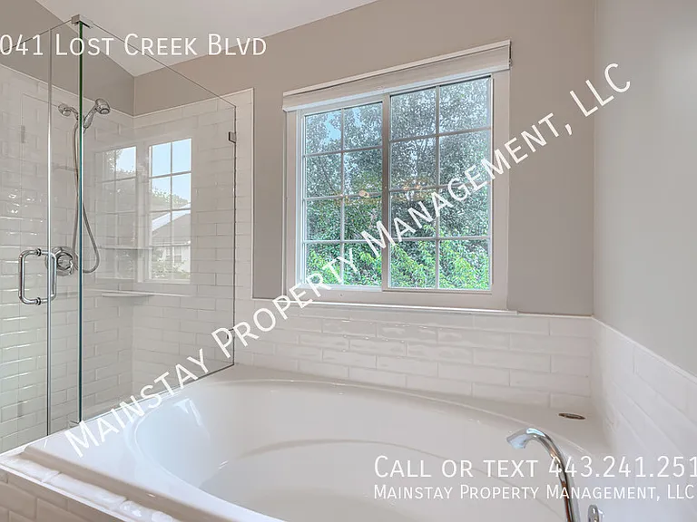 3041 Lost Creek Blvd — Photo 28