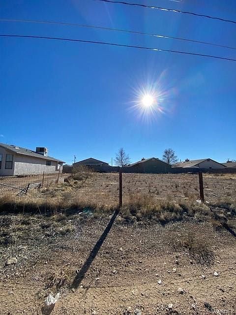 2nd image of 2332 Phoenix Ave
