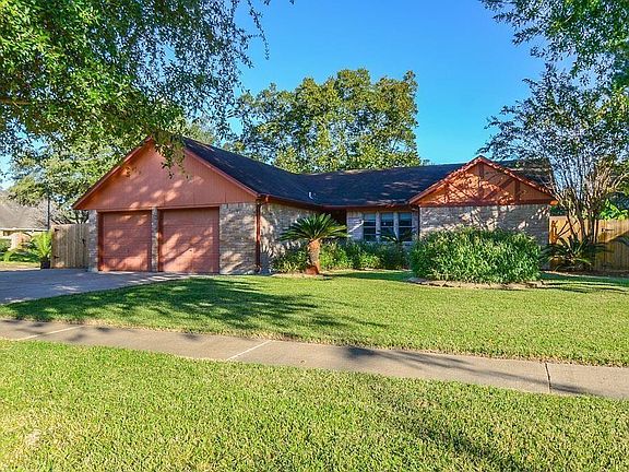 2nd image of 22814 Coriander Dr