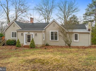 9396 Old Waterloo Rd, Warrenton, VA 20186