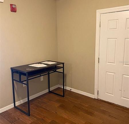 5th image of 1002 E McDonald Ave #1