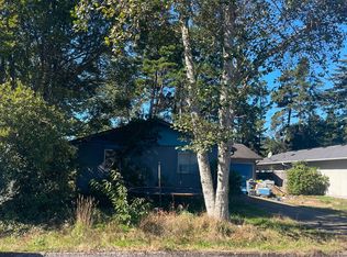 949 Kingwood St, Florence, OR 97439