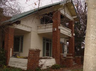 404 Bourbon St, Roxton, TX 75477