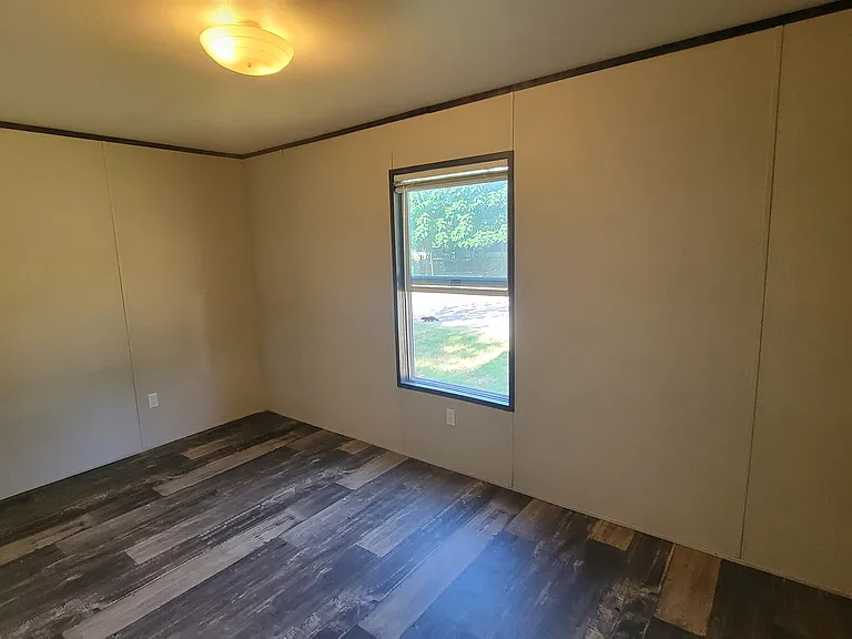 5227 Lake View Dr — Photo 9
