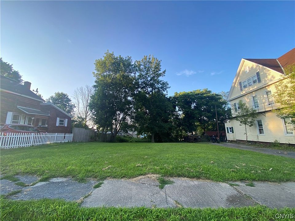 1st image of 1138 Whitesboro St #33