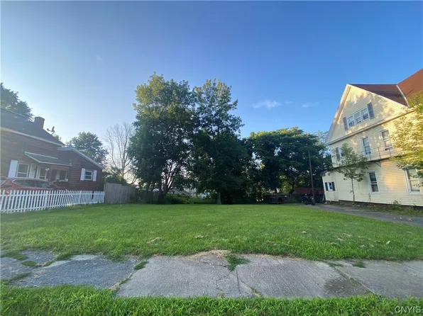 1138 Whitesboro St #33, Utica, NY 13502