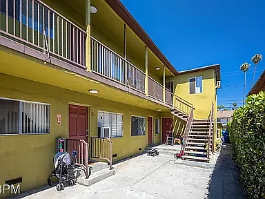 1646 N Harvard Blvd #2 — Photo 16